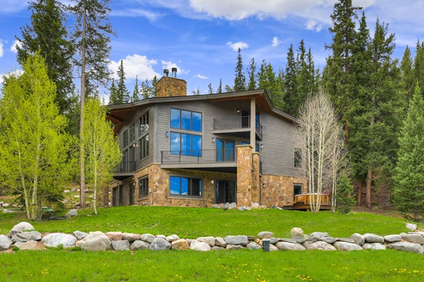 Breckenridge CO real estate experts Nest Seekers Colorado